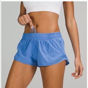 lululemon hotty hots 2.5 in Blue Nile.